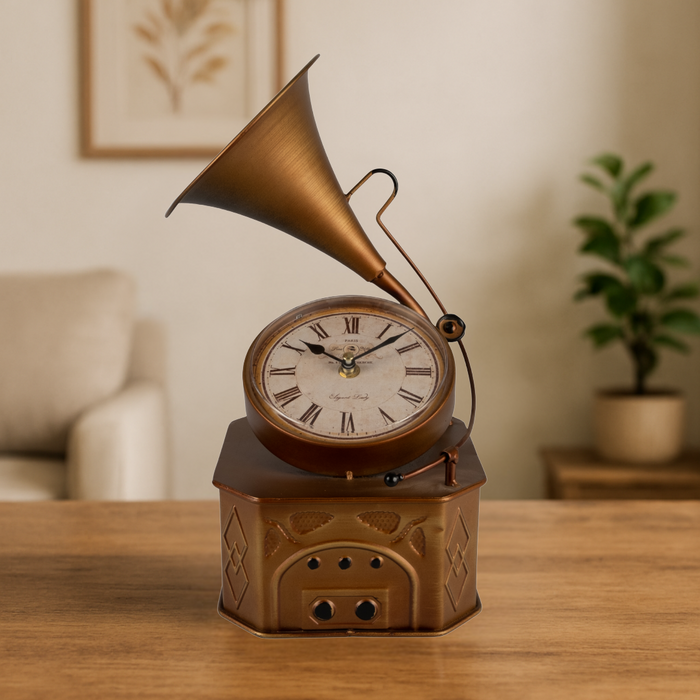 Model Clock - Retro Gramophone Clock Gold