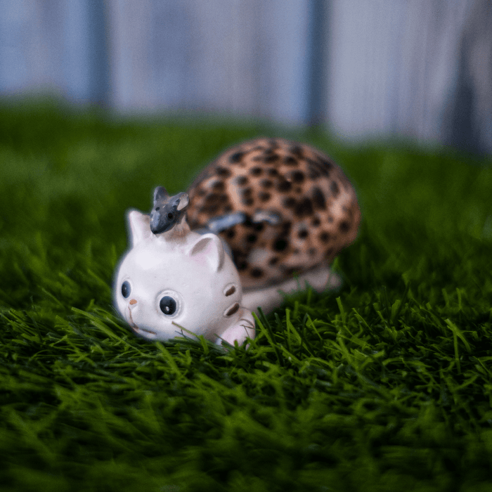 Miniature Figurine - Cat Shell - eazy wagon