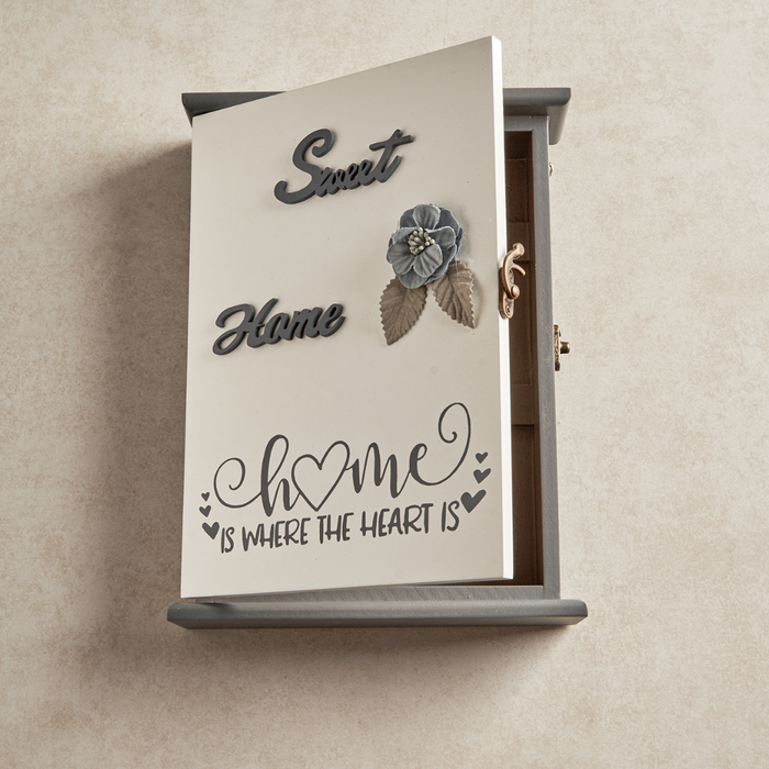 Key Box Wall Hanging - Sweet Home Is Where The Heart Is (5 Hooks)