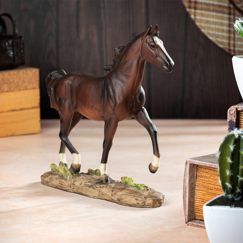 Polyresin showpiece - Horse