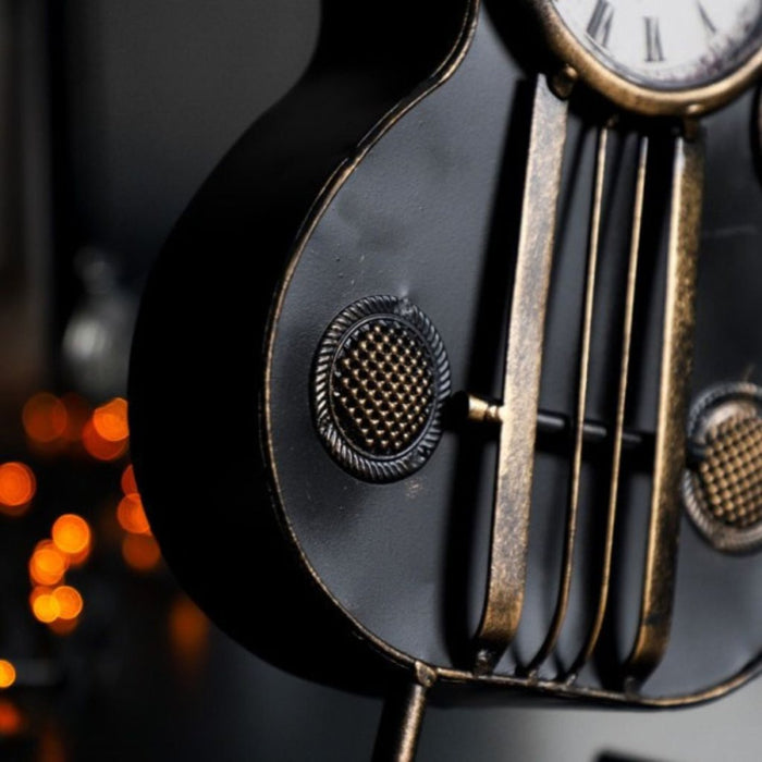 Model Clock - Vintage Guitar Shaped clock - Black - eazy wagon