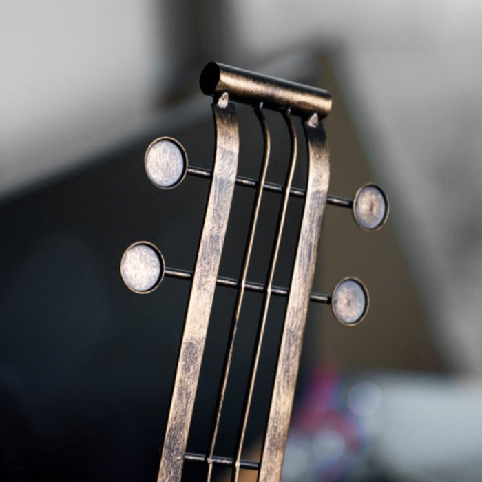 Model Clock - Vintage Guitar Shaped clock - Black - eazy wagon