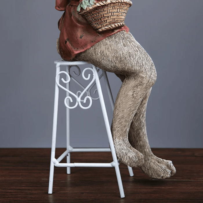 Resin showpieces - Bunny Couple Chair