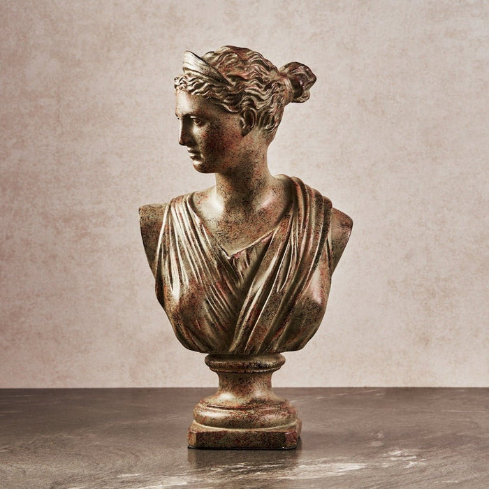Resin showpieces - Librarian
