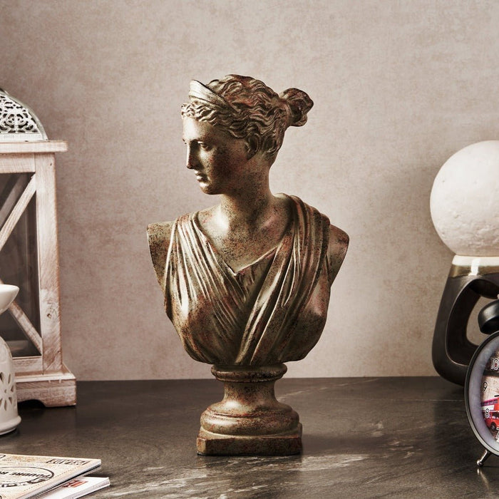 Resin showpieces - Librarian
