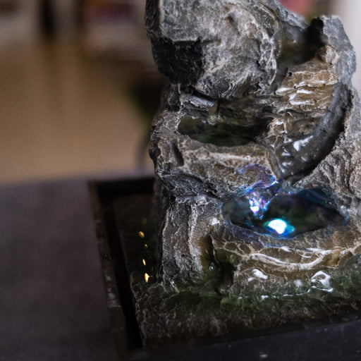 Water Fountain - Broken Rocks - eazy wagon